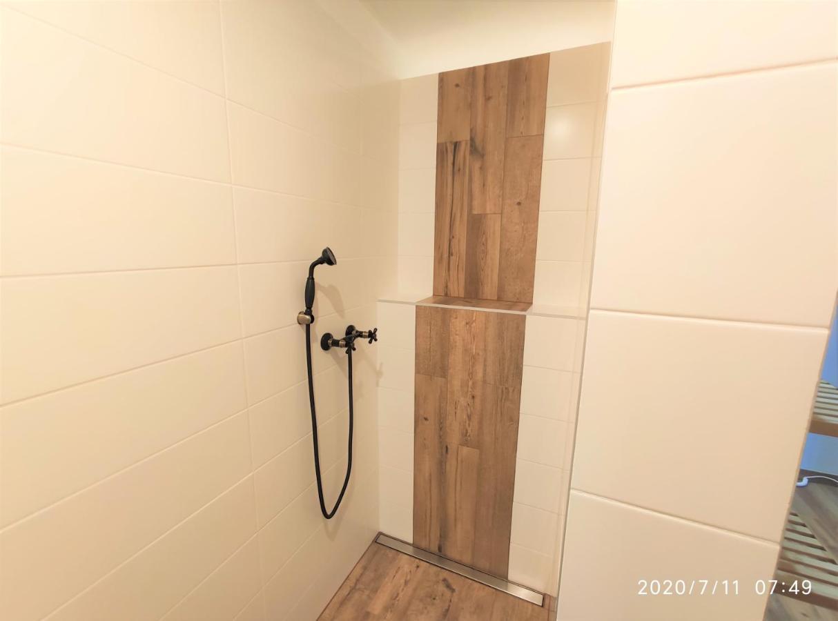 Apartman Lenka II Borsice Zewnętrze zdjęcie